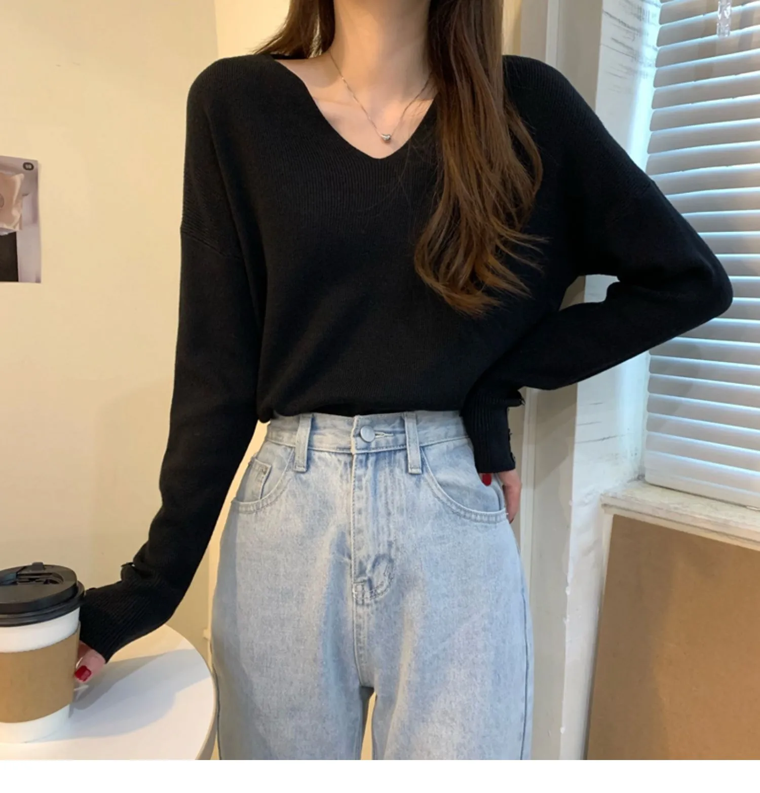 Sally Loose Button Woman Sweater