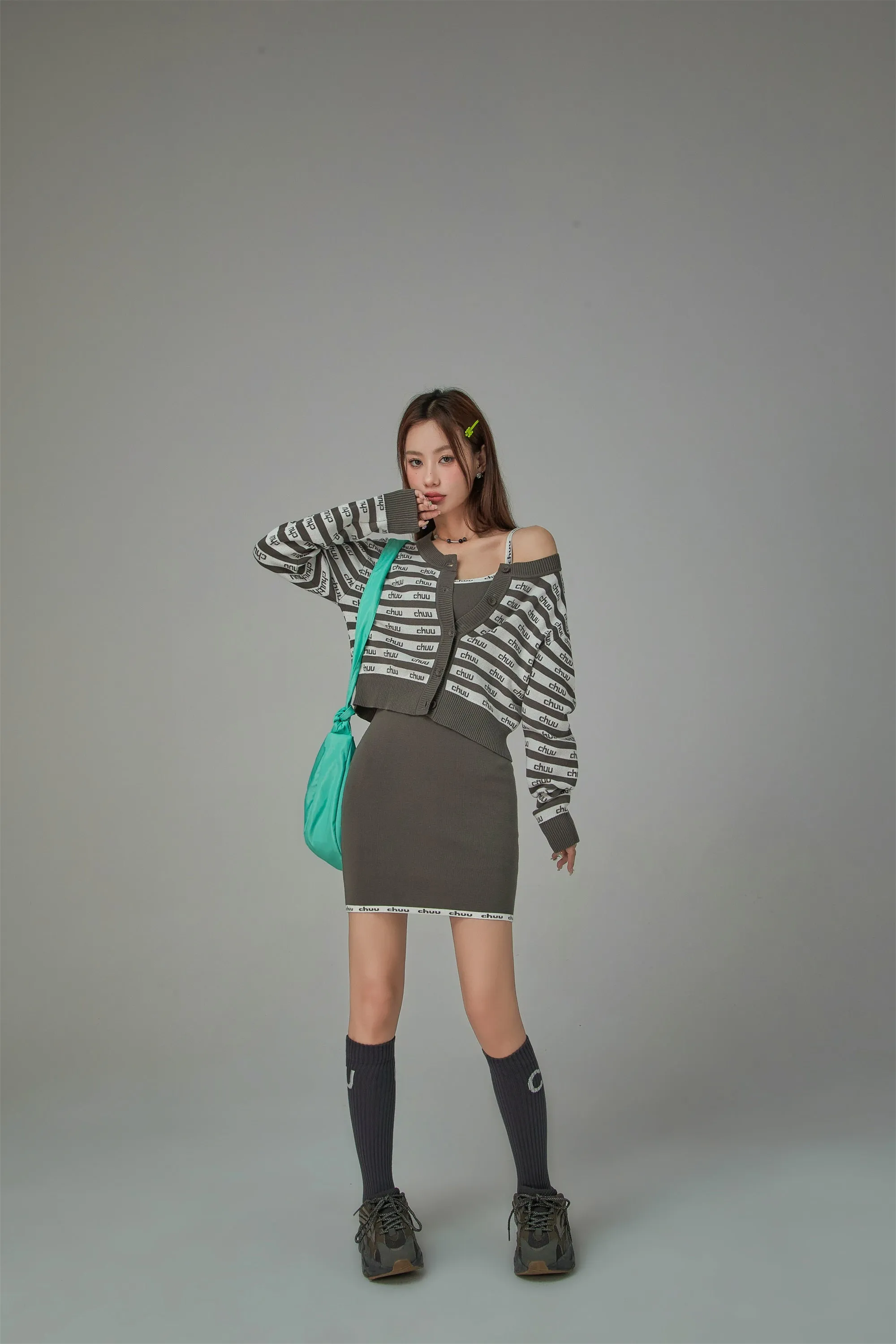 Stripes Chuu Logo Knit Cardigan